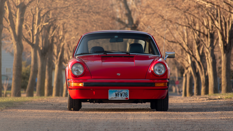Illustration for article titled Your Ridiculously Awesome Porsche 912E Wallpapers Are Here